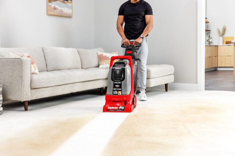Pro Deep Carpet Cleaner: In use showing cleaning power
